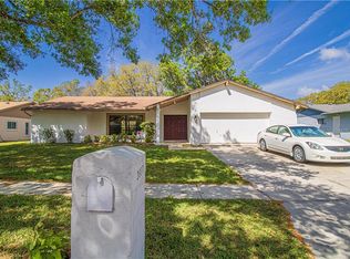 3807 Cloverhill Ct, Brandon, FL 33511