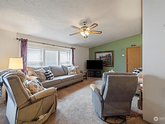 2nd image of 1353 NW Rancho Villa Drive