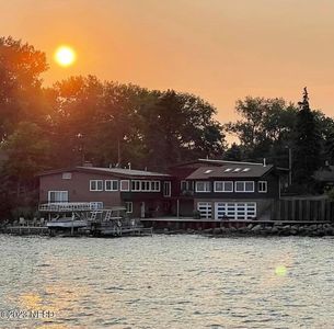 640 N Lake Dr, Watertown, SD, 57201