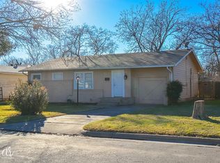 626 Woodlawn Dr, Abilene, TX 79603