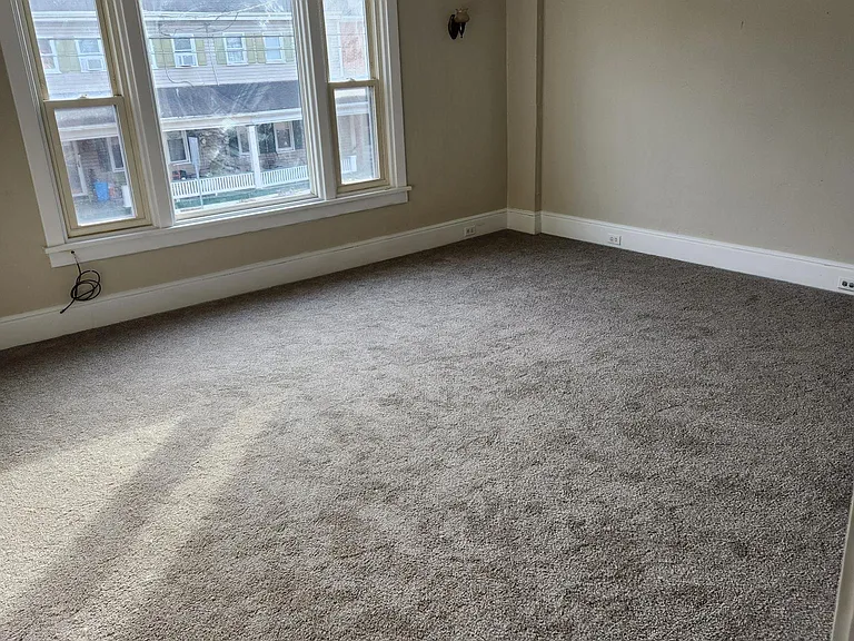 47 E Main St #B — Photo 7
