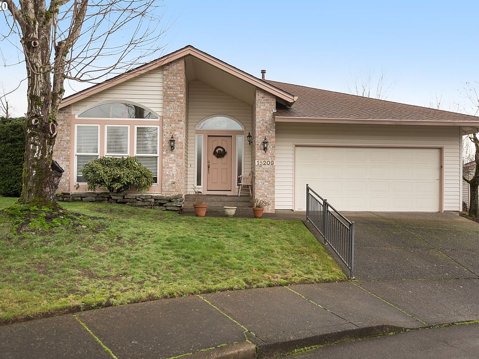 1st image of 15209 SE 35th St