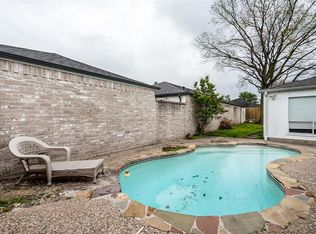 16223 Grassy Creek Dr, Houston, TX 77082