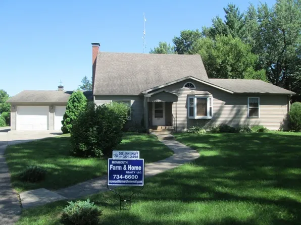 715 N 6th St, Monmouth, IL 61462