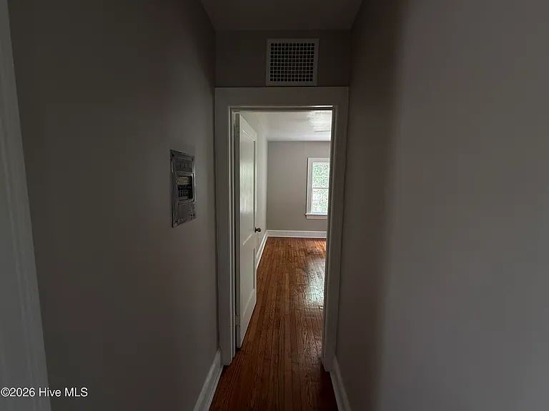 2519 S Memorial Dr — Photo 9