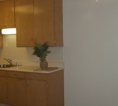 3rd image of 7400 Pacific Ave APT 17