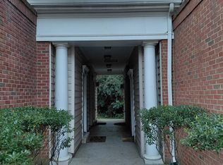 3553 Huntley Manor Ln, Alexandria, VA 22306