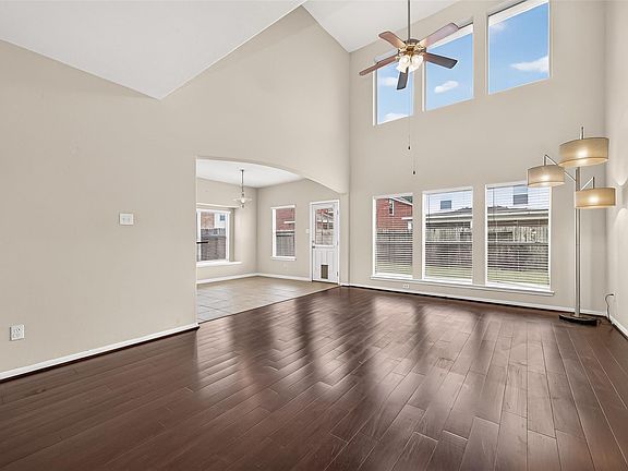 5th image of 10411 Dewey Eve Ct