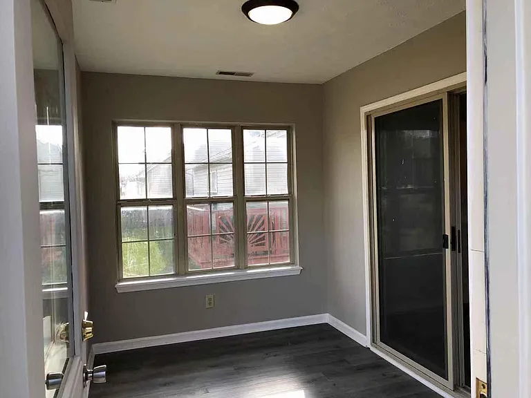 11257 Harrington Ln — Photo 7