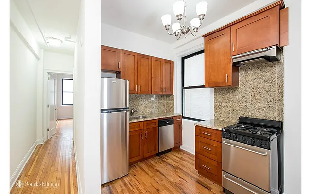 Rented by Douglas Elliman | media 8