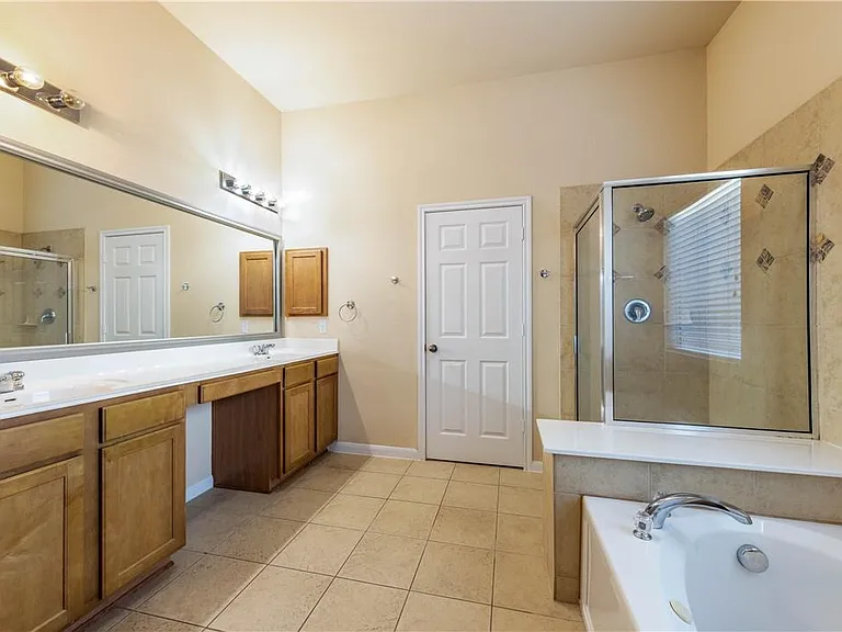 3509 Pine Needle Cir — Photo 20
