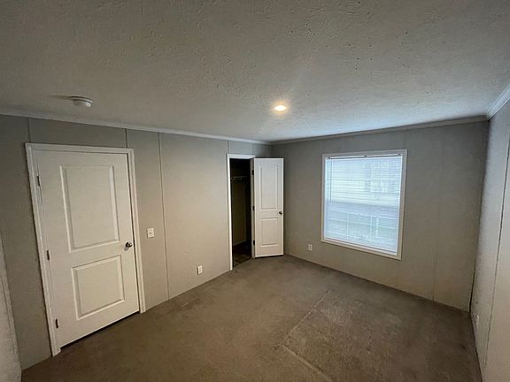 5th image of 516 Courtland Ln #696