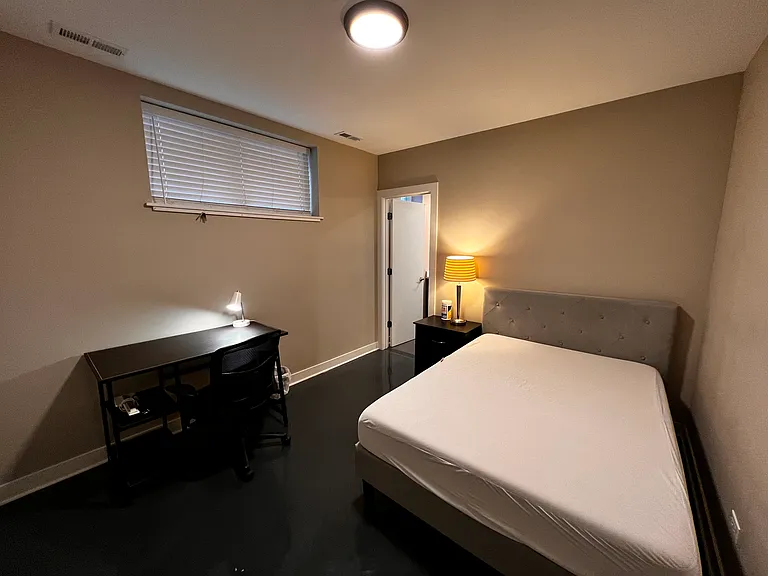 1017 S Claremont Ave #1 — Photo 2
