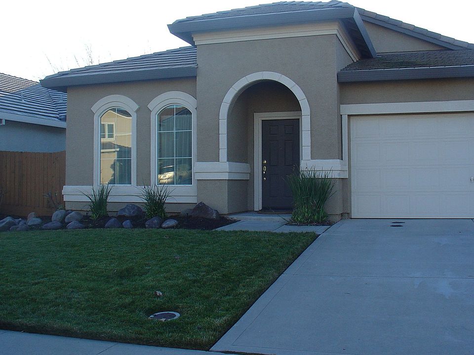 1st image of 6728 Magnolia Ct