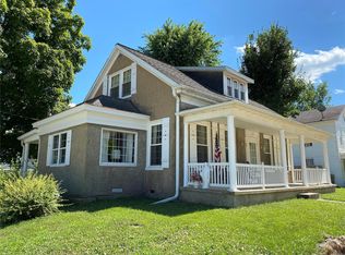 1402 Georgia St, Louisiana, MO 63353
