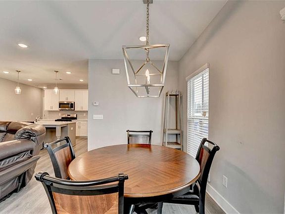 5th image of 1714 Prospect Way SW