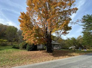 289 Dale Adams Rd, Sugar Grove, NC 28679