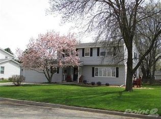 612 Stafford Rd, Janesville, WI 53546