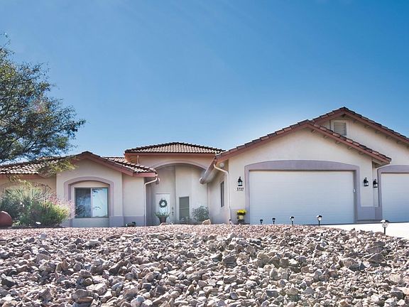2nd image of 3727 La Terraza Dr