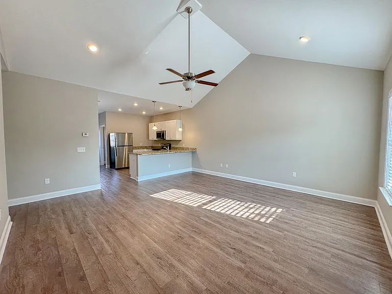 222 Waybill Cir — Photo 2