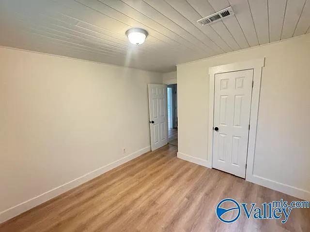 1236 Oshaughnessy Ave NE — Photo 29