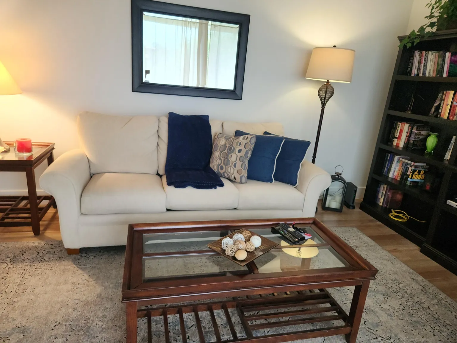 1 bed, 1.0 bath, 729 sqft, $2,300 — Photo 2