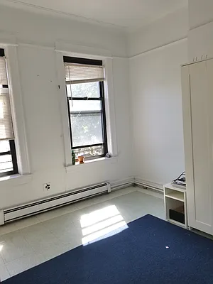 Rented by Brooklyn Real Inc | media 13