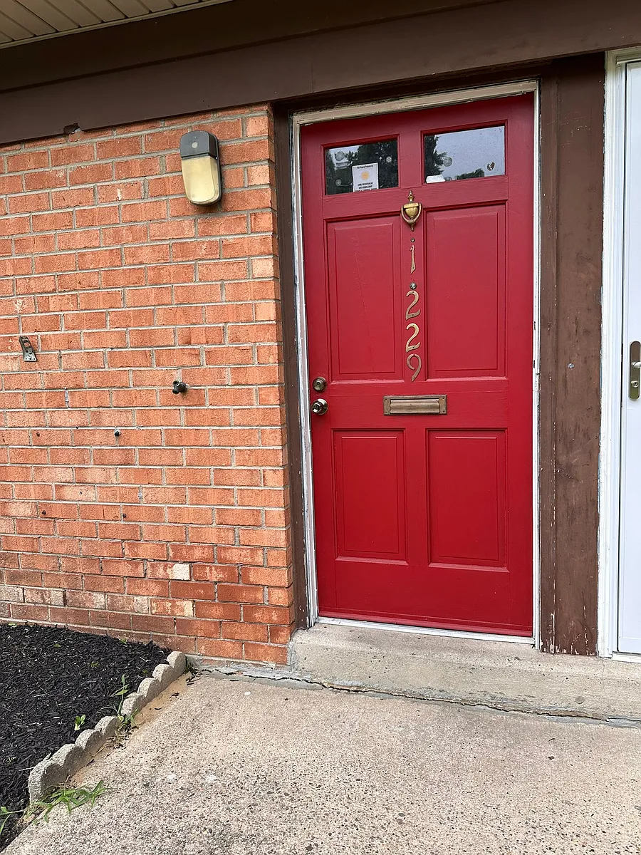 Building Photo - 1229 Liberte Ct