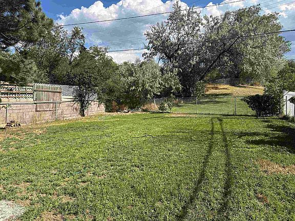 4th image of 625 El Rancho Blvd