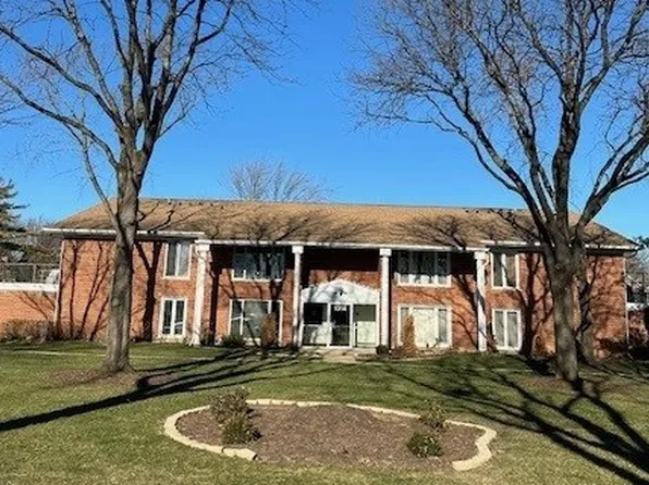 1314 S New Wilke Rd Unit 1A, Arlington Heights, IL 60005