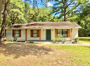 106 Ephraim Rd, Saint Helena Island, SC 29920