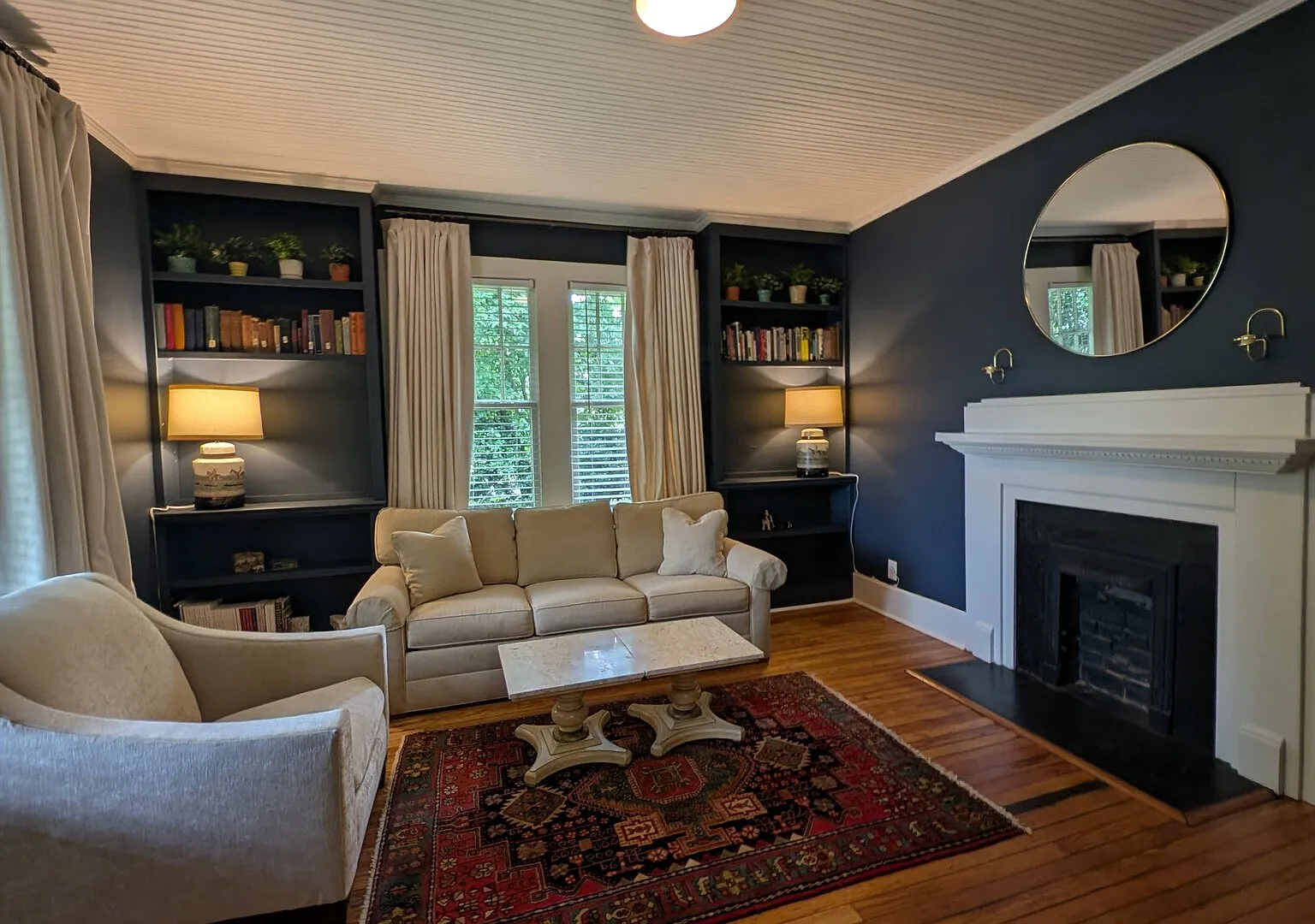 Home's A Bungalow — Photo 2