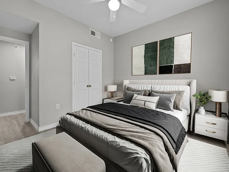 The Ventura Apartments — Photo 9