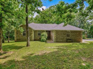 205 Nice Place Road, Clever, MO 65631