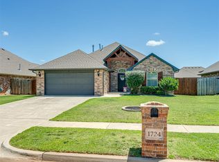 1724 Blake Way, Mustang, OK 73064