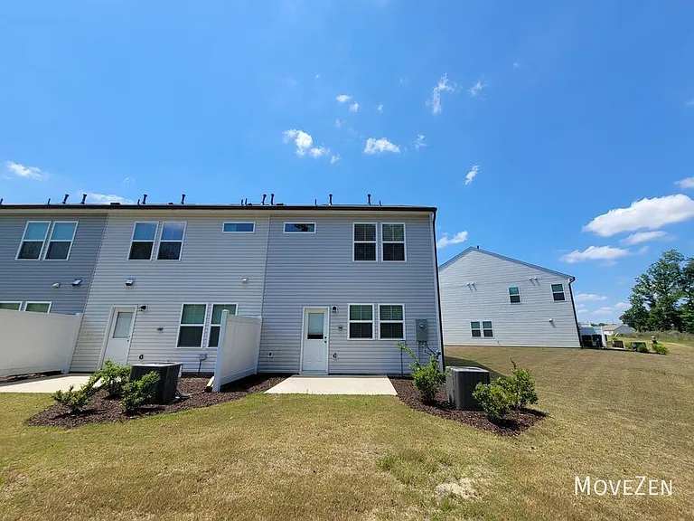 808 Falls Grove Trl — Photo 3