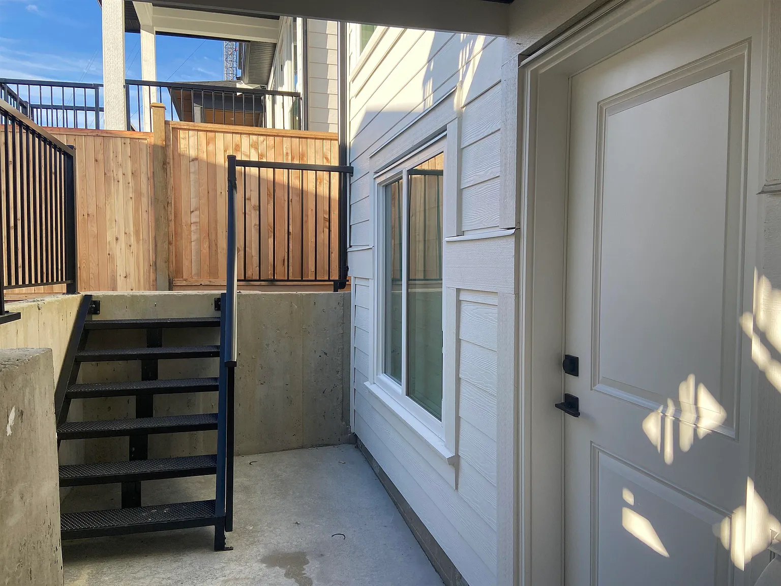 2 bed, 800 sqft, $1,850 — Photo 3
