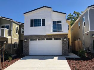 323 Calle De Pueblo, Templeton, CA 93465