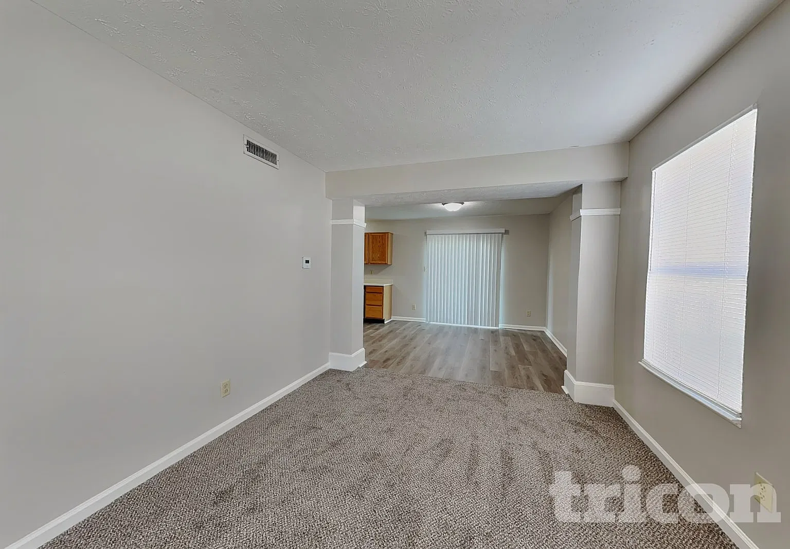 5604 Glen Canyon Drive Indianapolis IN — Photo 2