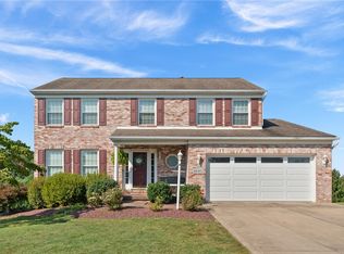 8840 Hilltop Rd, North Huntingdon, PA 15642