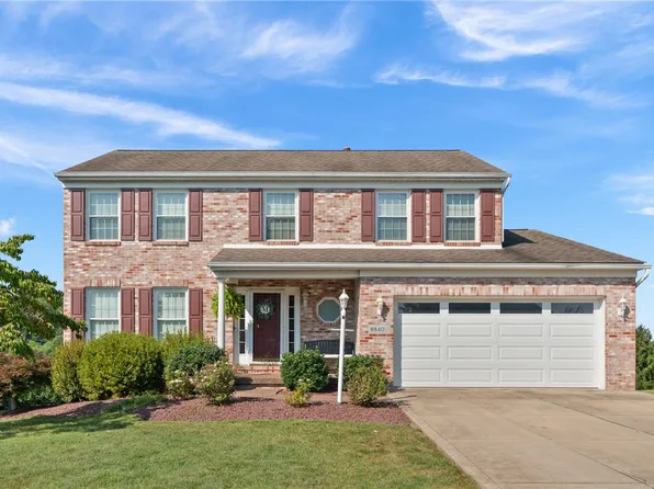 8840 Hilltop Rd, North Huntingdon, PA 15642