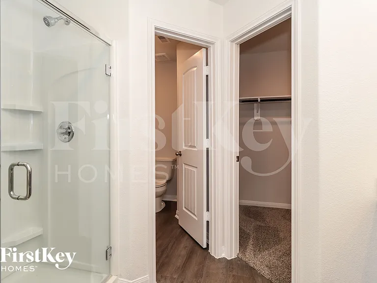 25621 Roy Rogers Rd — Photo 12