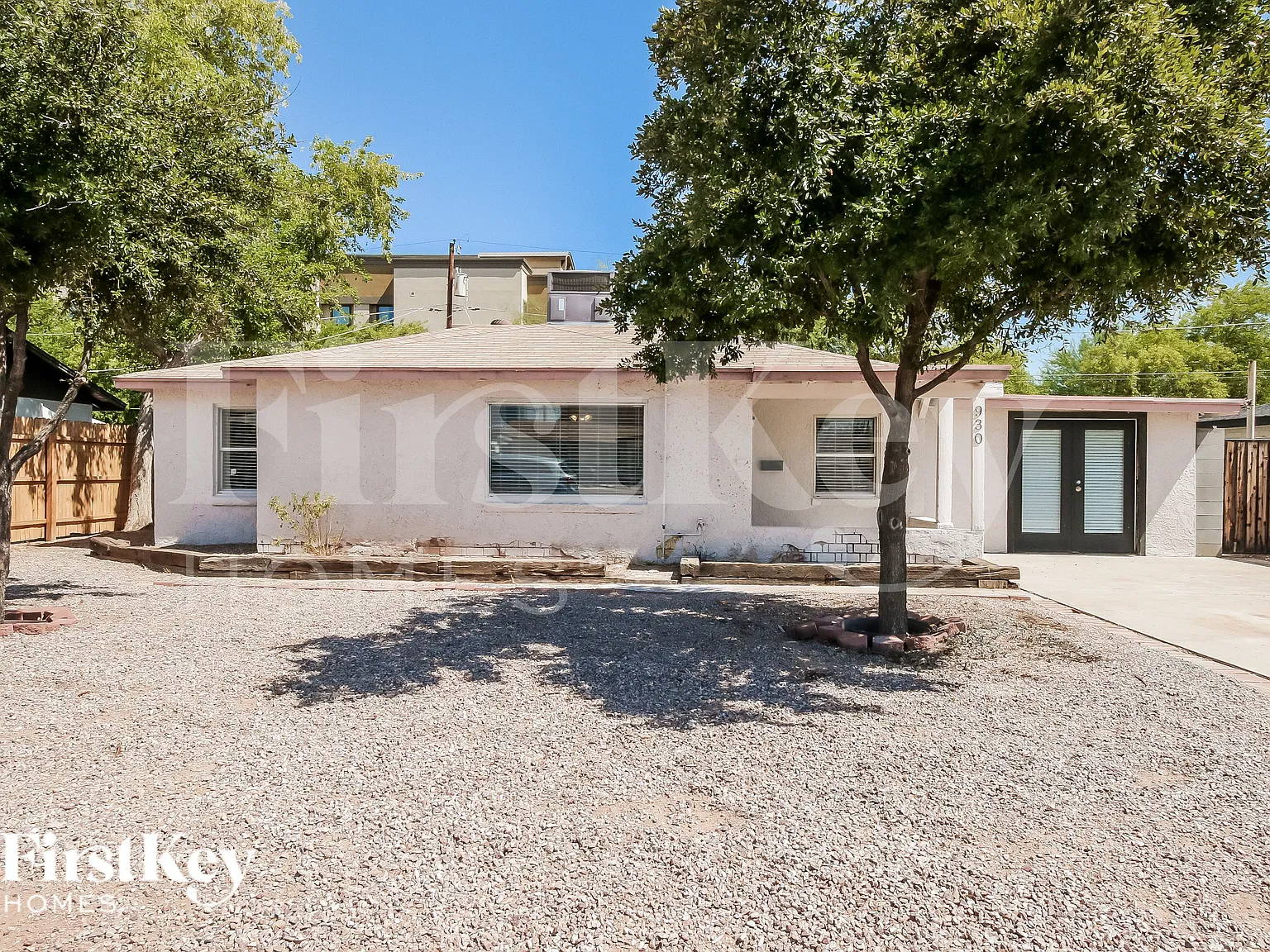 3 bed, 2.0 bath, 1485 sqft, $2,165 — Photo 1