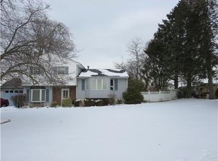 324 Buckelew Ave, Monroe Township, NJ 08831