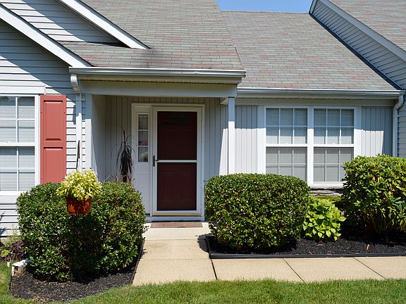 2nd image of 2356 Crisfield Cir
