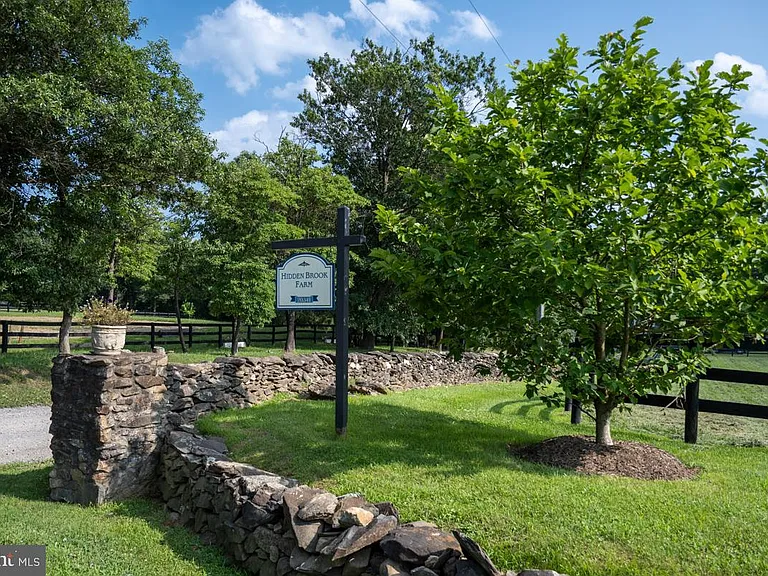 20341 Unison Rd — Photo 2