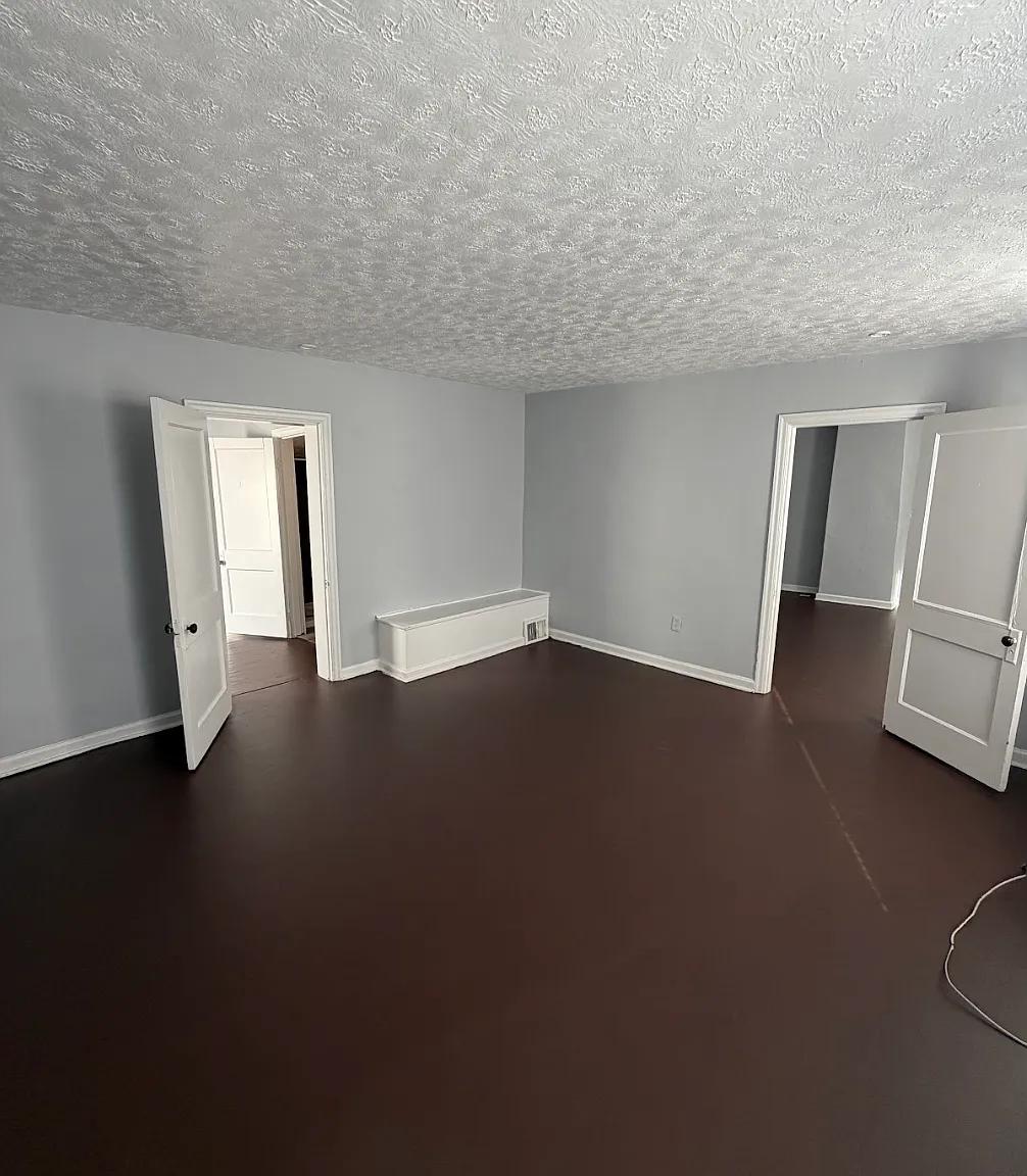 502 Harrison Street - Upstairs — Photo 3