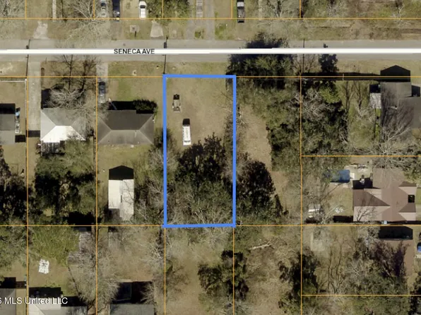 2314 Seneca Ave, Pascagoula, MS 39567