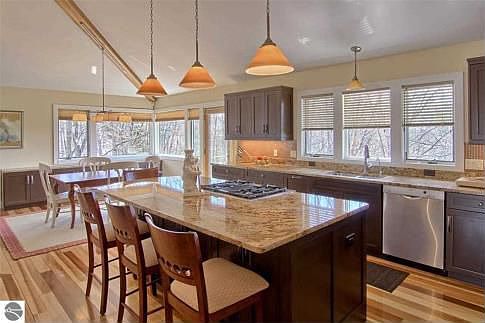 3rd image of 2185 Twin Eagles Dr