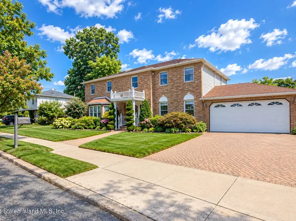 162 Rensselaer Ave